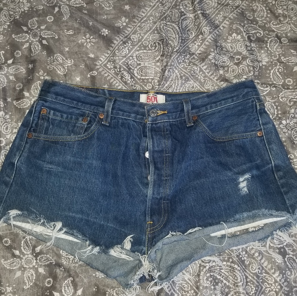 Levi's 501 cutoff shorts